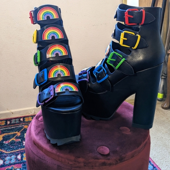 YRU Black Dreamscape Rainbow Platforms 7 - Picture 2 of 3